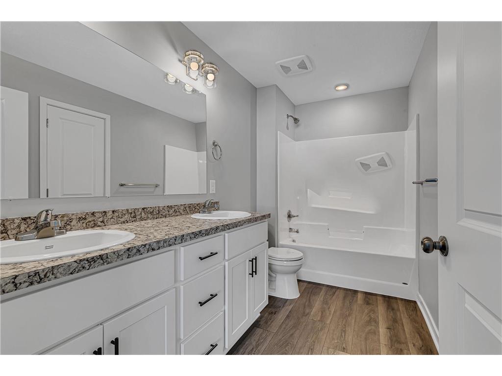 24289 Forest View Circle Saint Augusta MN 56301 7029629 image14