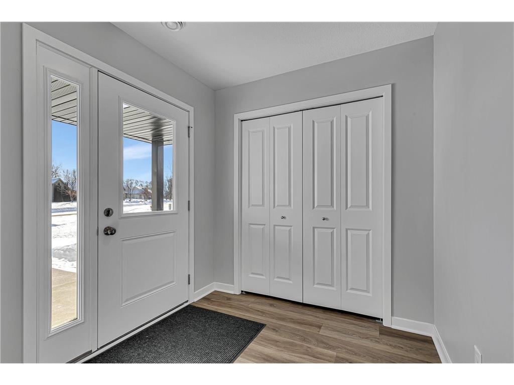 24289 Forest View Circle Saint Augusta MN 56301 7029629 image16