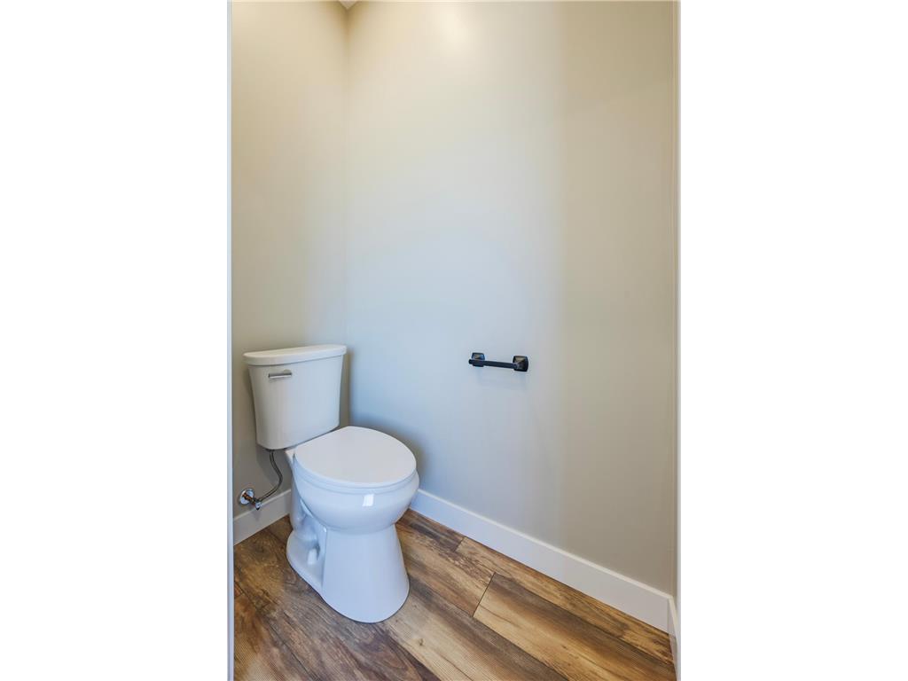 2429 County Line Avenue East Farmington WI 54017 7066380 image25