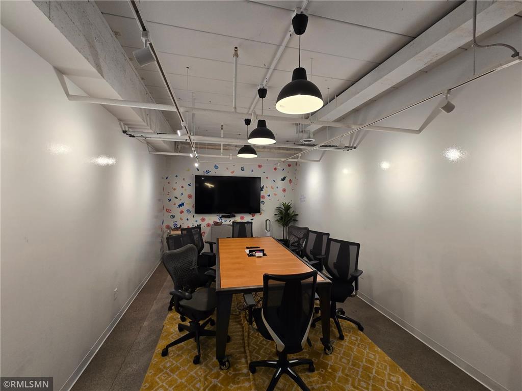 2429 Nicollet Avenue S Minneapolis MN 55404 6808070 image20