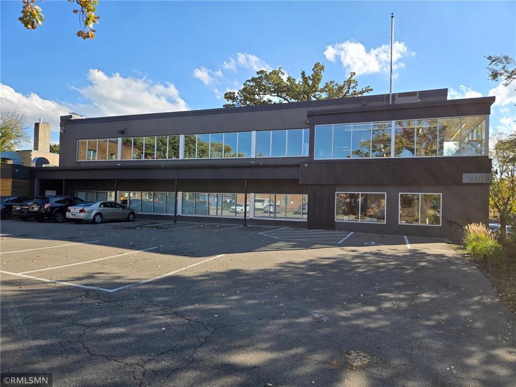 2429 Nicollet Avenue S Minneapolis MN 55404 6808070 image24