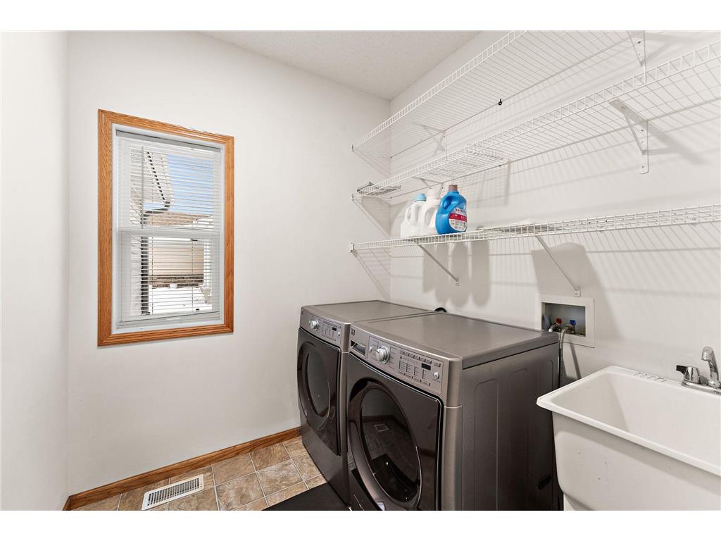 2430 Golf Drive Woodbury MN 55129 6803919 image20