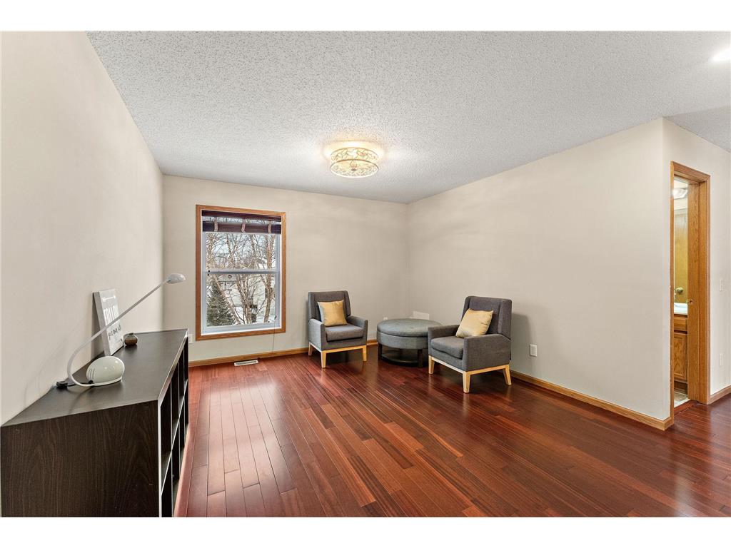 2430 Golf Drive Woodbury MN 55129 6803919 image21