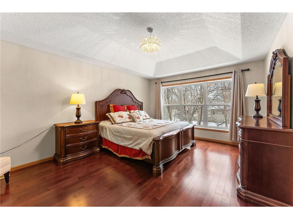 2430 Golf Drive Woodbury MN 55129 6803919 image23