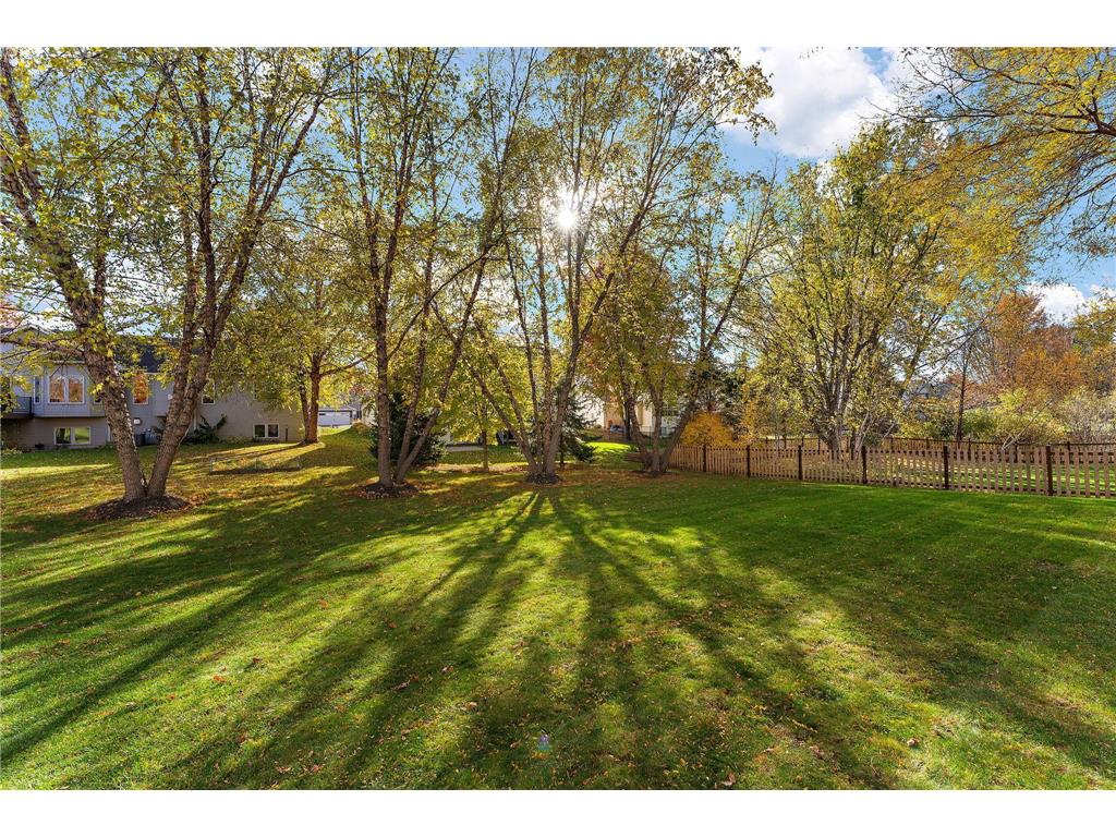 2430 Golf Drive Woodbury MN 55129 6803919 image32