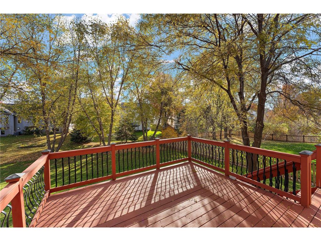 2430 Golf Drive Woodbury MN 55129 6803919 image4
