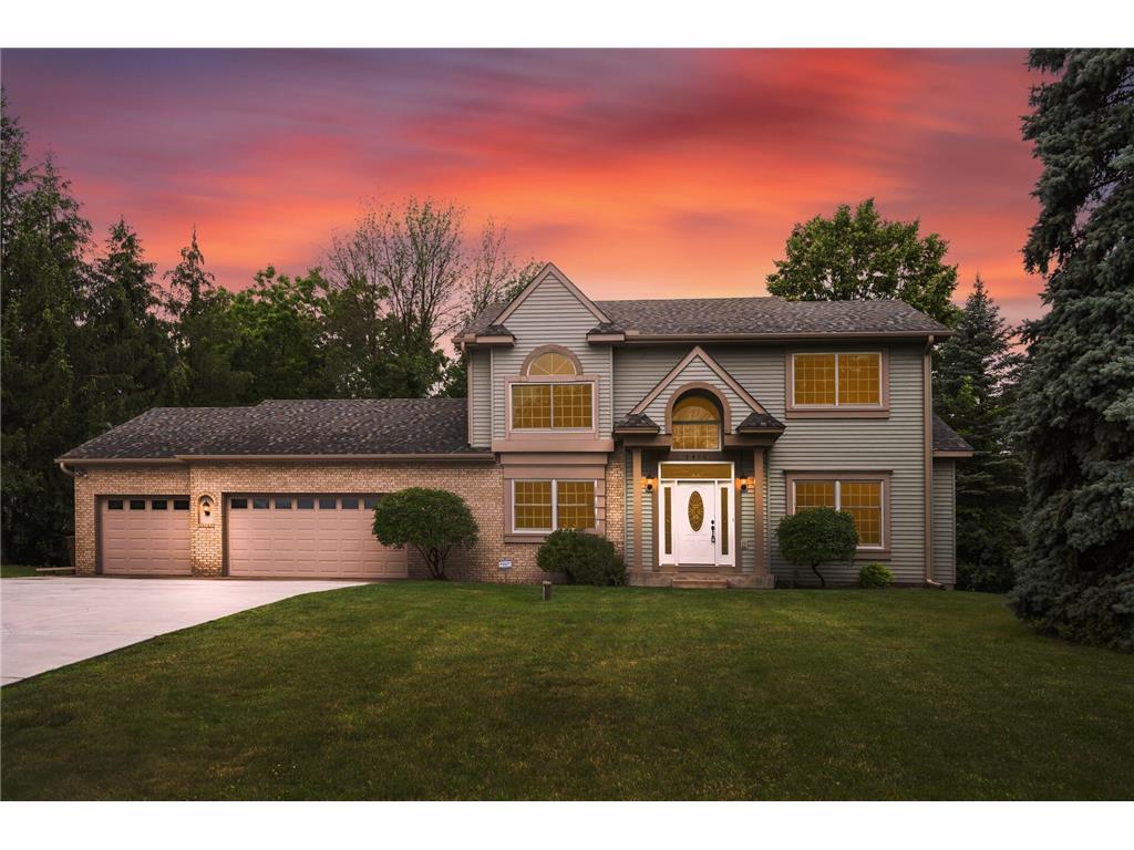 2430 Lansing Avenue N Lake Elmo MN 55042 - Elmo 6534707 image1