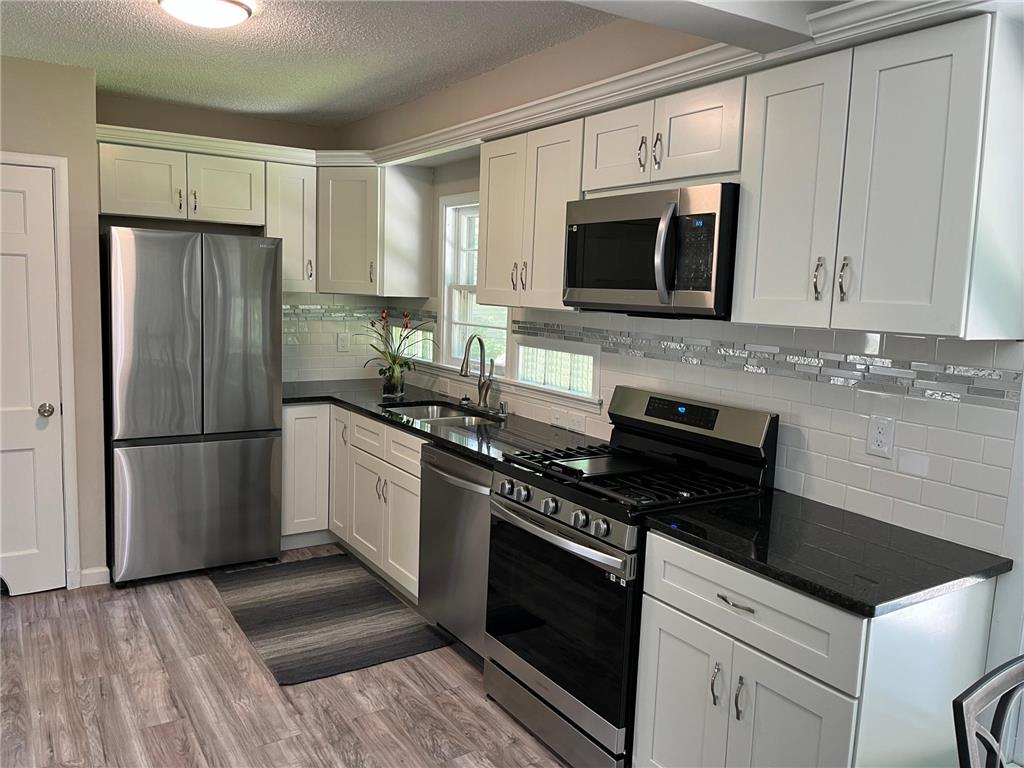 2430 Mcnair Drive N Golden Valley MN 55422 6464867 image1