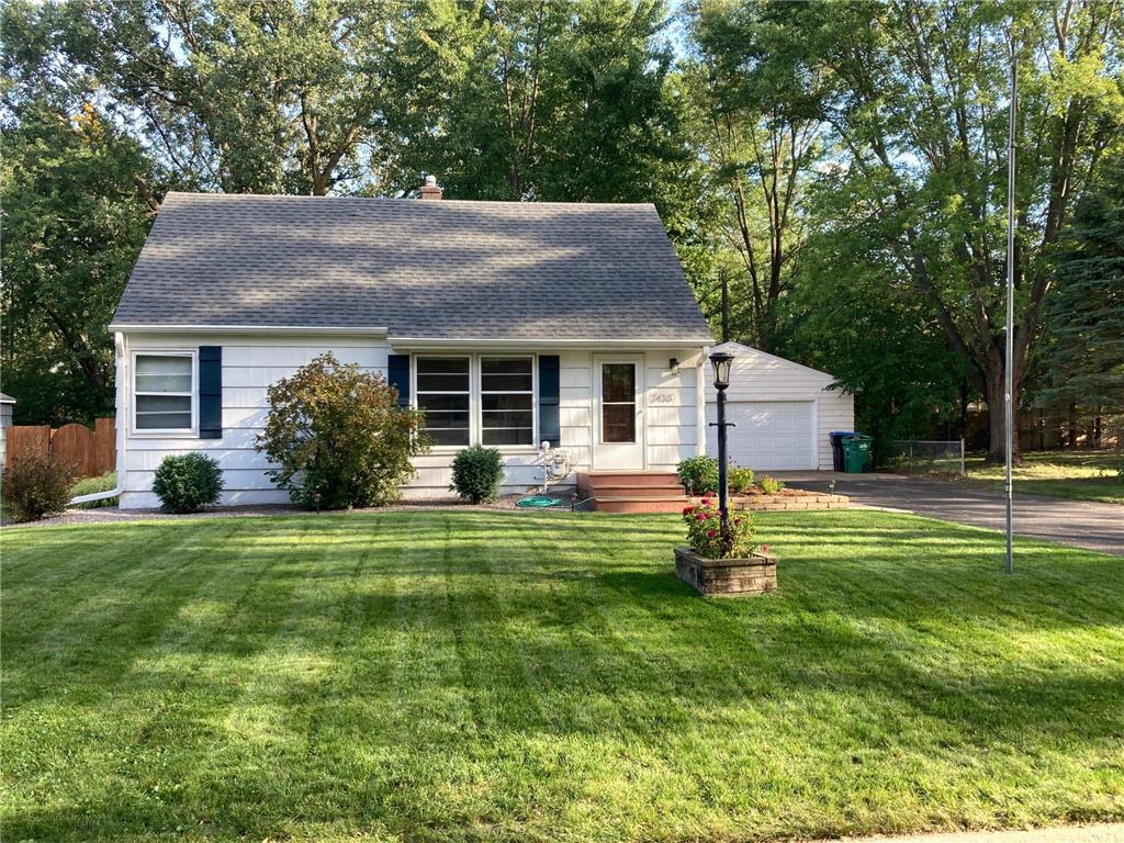 2430 Saint Albans Street N Roseville MN 55113 6334732 image1