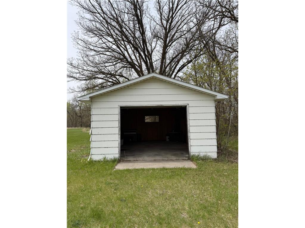 24306 County Road 6 Strathcona MN 56759 7080591 image23