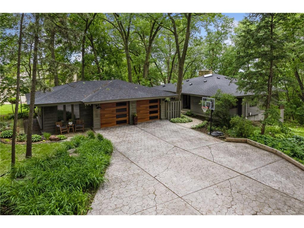 24306 E Cedar Lake Drive Cedar Lake Twp MN 56071 - Cedar 6545432 image1