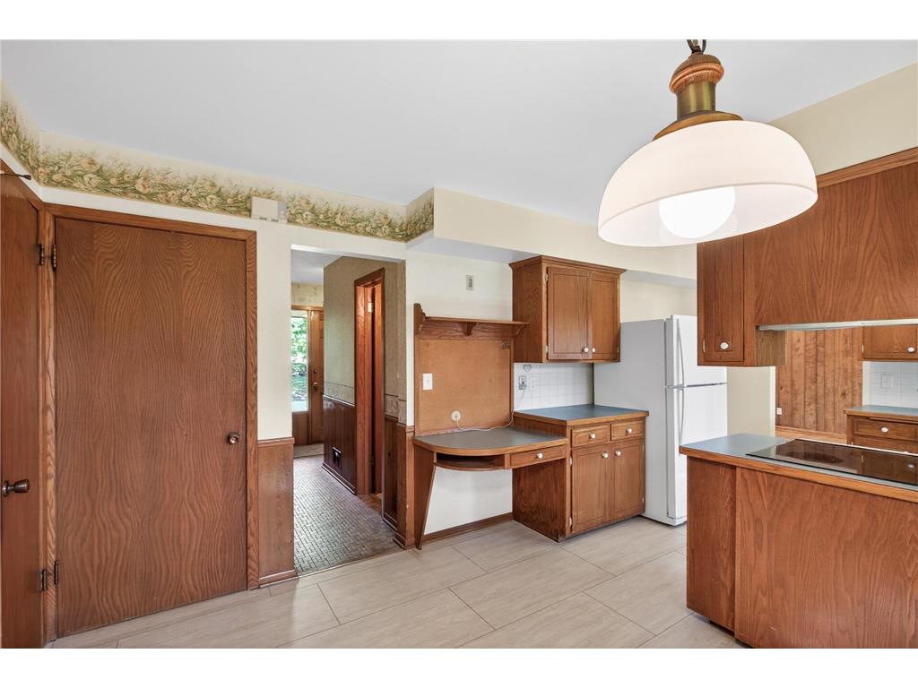 2431 Francis Street South Saint Paul MN 55075 7074198 image13