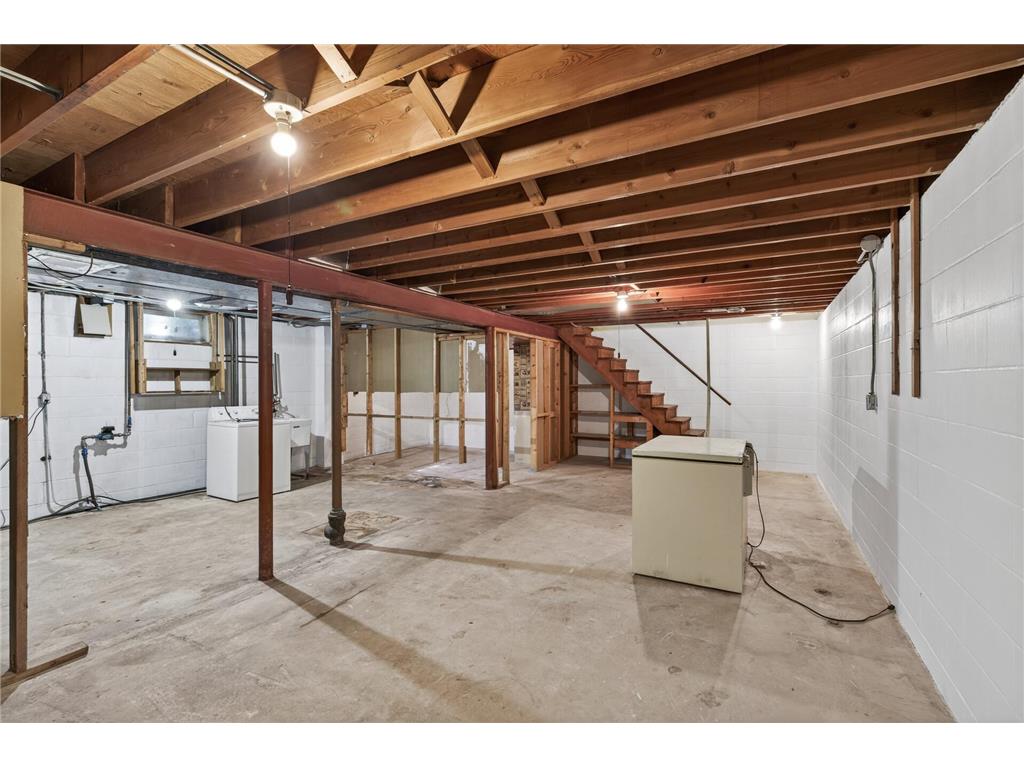 2431 Francis Street South Saint Paul MN 55075 7074198 image22