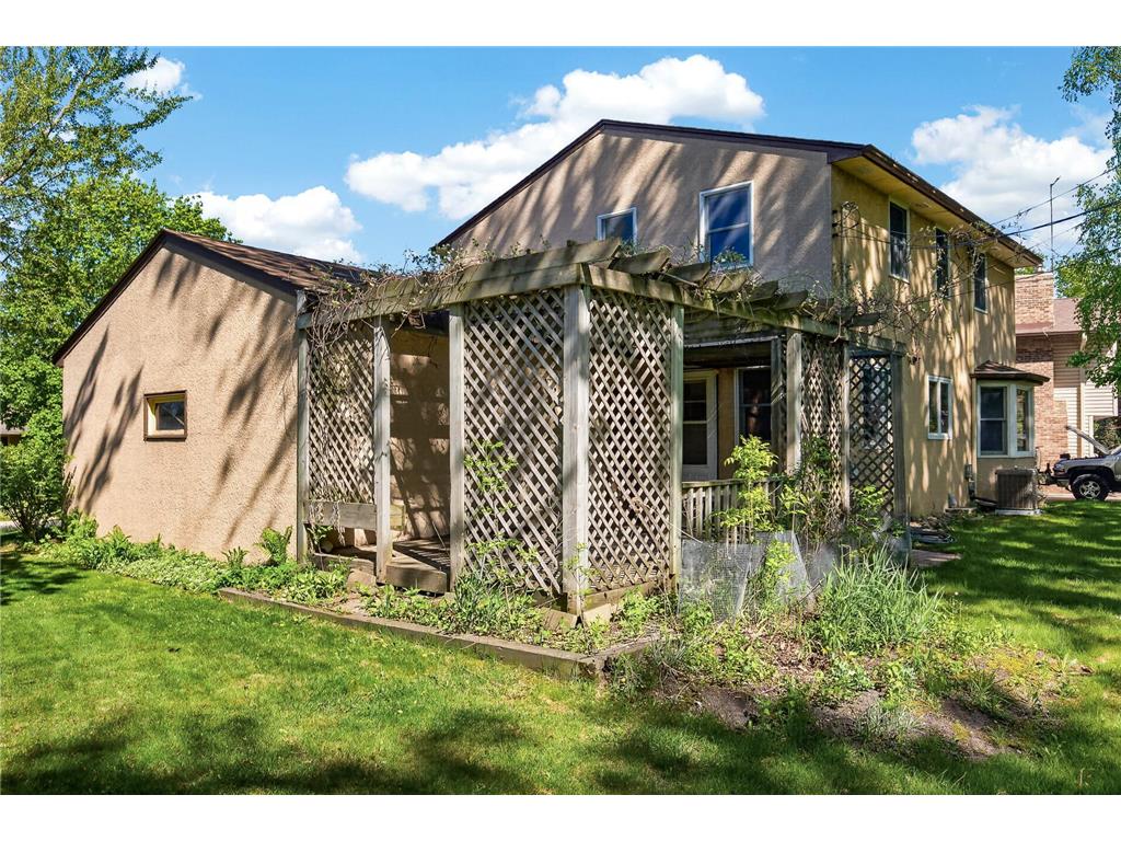 2431 Francis Street South Saint Paul MN 55075 7074198 image26
