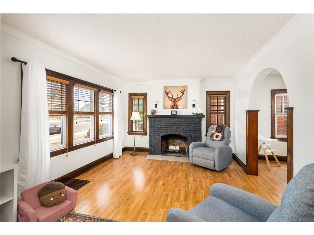 2431 Hammond Avenue Superior WI 54880 7062609 image2