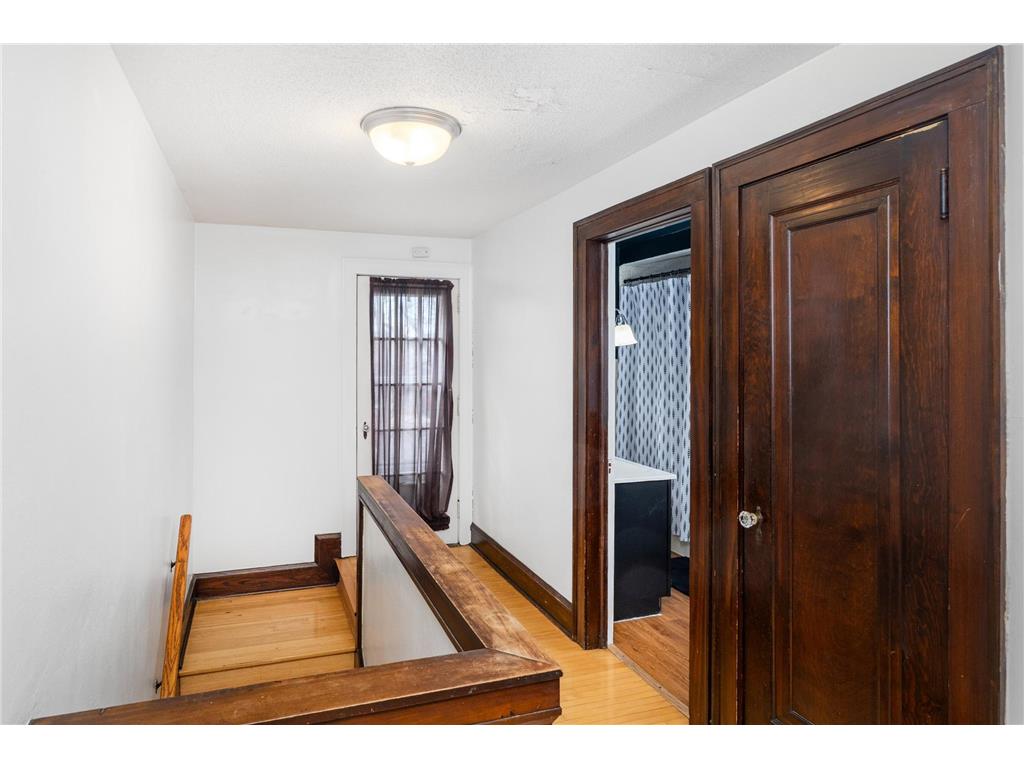 2431 Hammond Avenue Superior WI 54880 7062609 image20