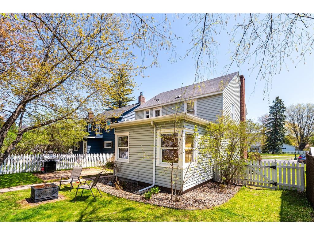 2431 Hammond Avenue Superior WI 54880 7062609 image39
