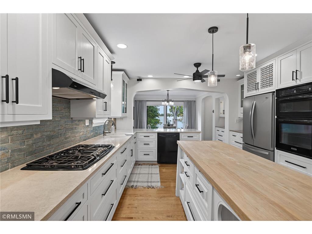 2431 S Shore Boulevard White Bear Lake MN 55110 - White Bear 6808615 image11