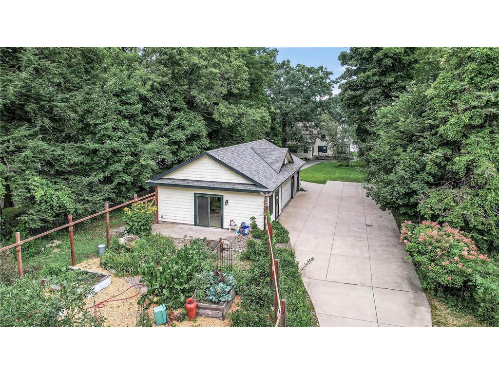 2431 S Shore Boulevard White Bear Lake MN 55110 - White Bear 6808615 image60