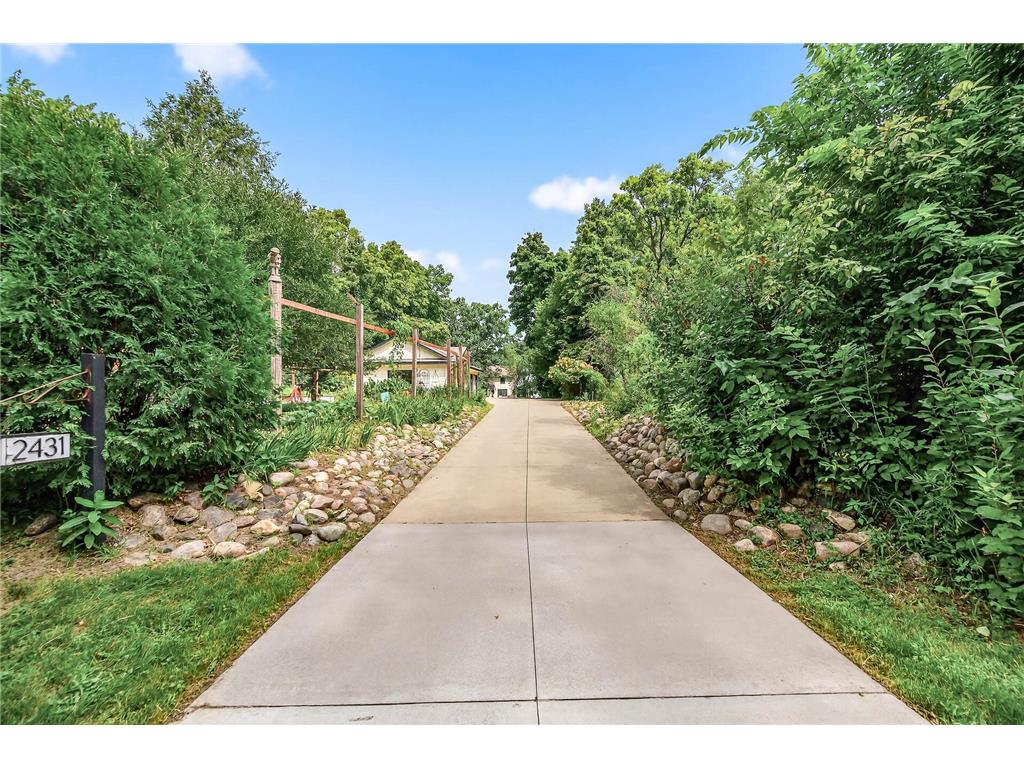 2431 S Shore Boulevard White Bear Lake MN 55110 - White Bear 6808615 image75