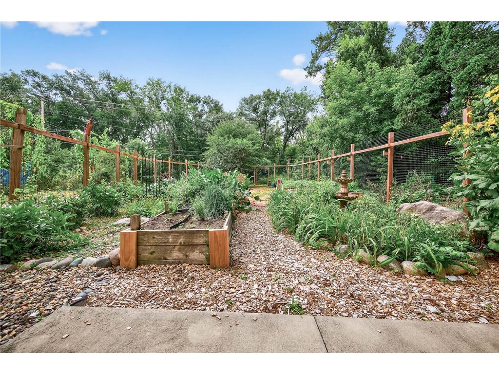 2431 S Shore Boulevard White Bear Lake MN 55110 - White Bear 6808615 image77