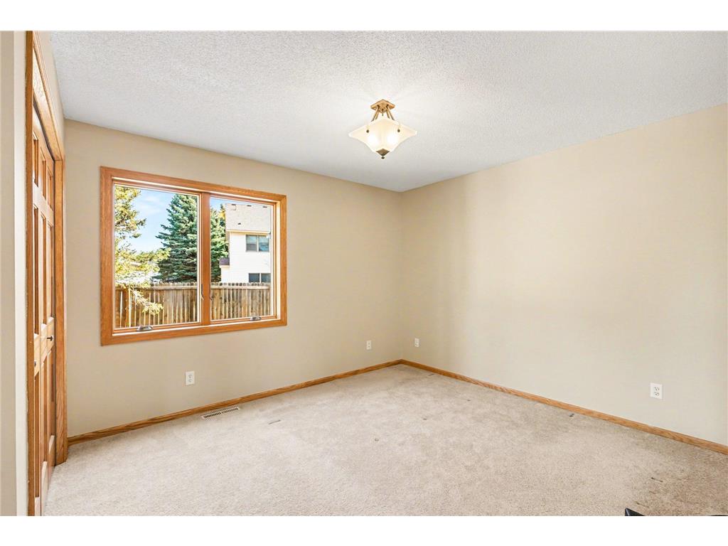 2431 Tevlin Court E Maplewood MN 55119 7043301 image12