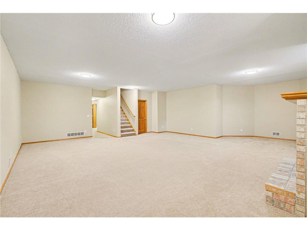 2431 Tevlin Court E Maplewood MN 55119 7043301 image13