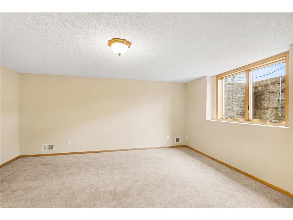2431 Tevlin Court E Maplewood MN 55119 7043301 image14