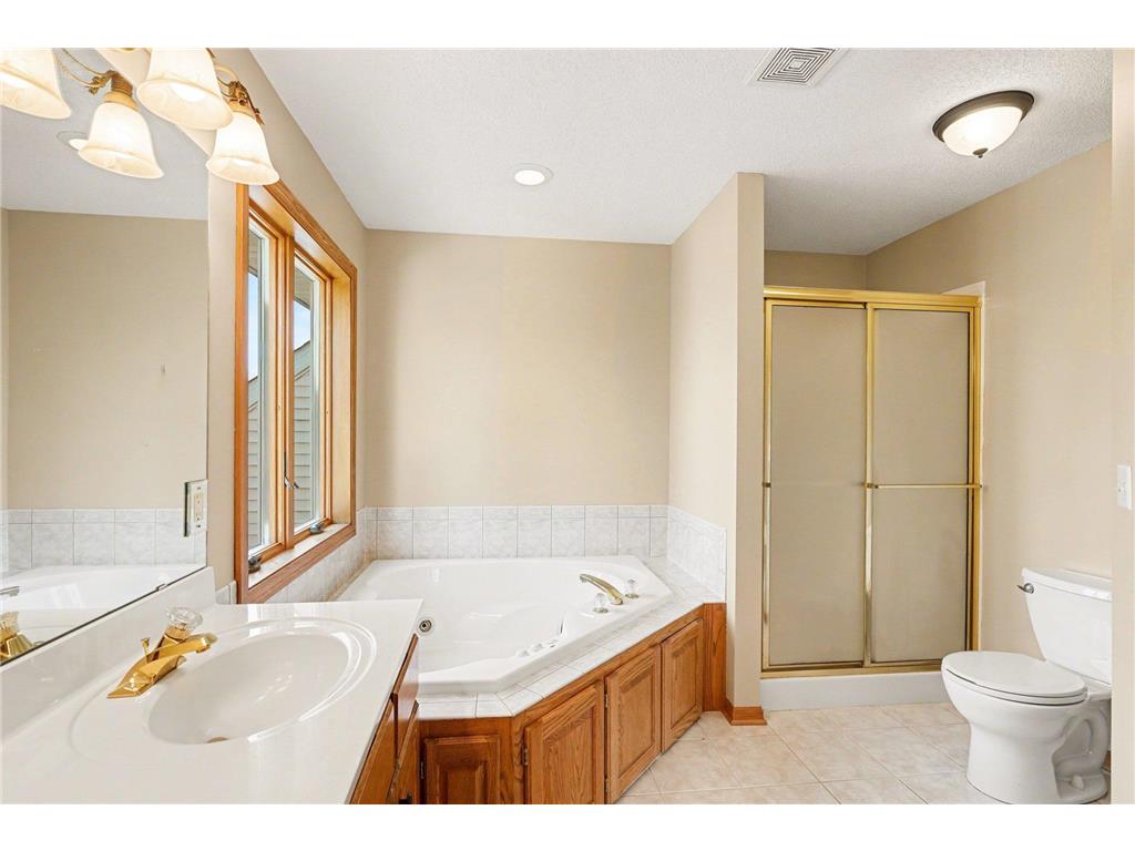 2431 Tevlin Court E Maplewood MN 55119 7043301 image18