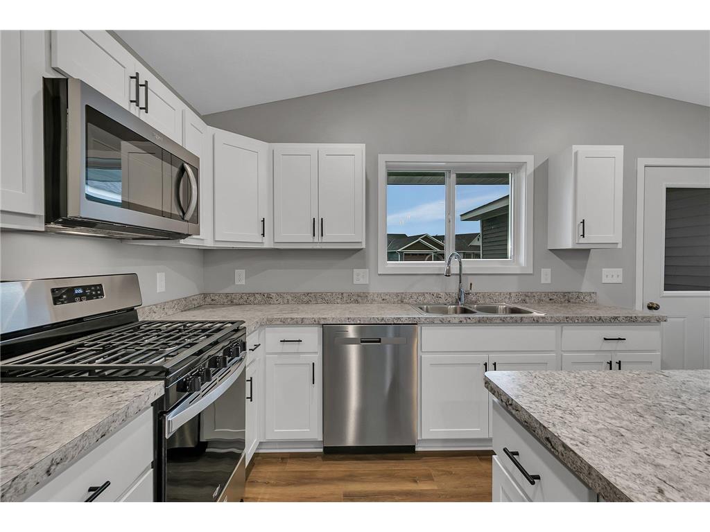 24317 19th Avenue Saint Augusta MN 56301 7030560 image4