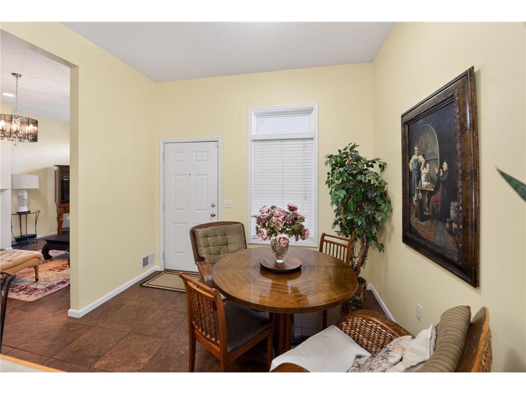 2433 Columbus Court Minneapolis MN 55404 7014390 image17