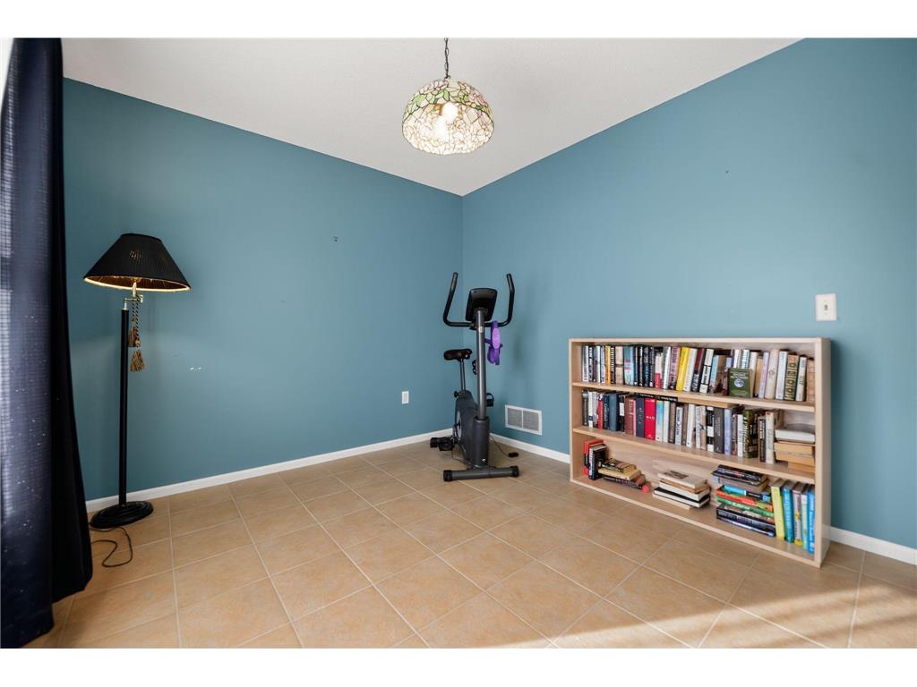 2433 Columbus Court Minneapolis MN 55404 7014390 image21