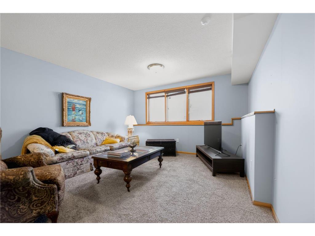 2433 Columbus Court Minneapolis MN 55404 7014390 image32