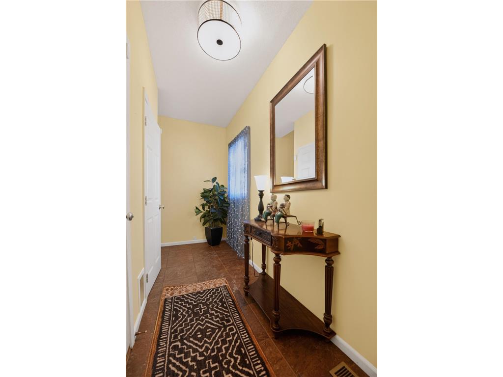 2433 Columbus Court Minneapolis MN 55404 7014390 image7