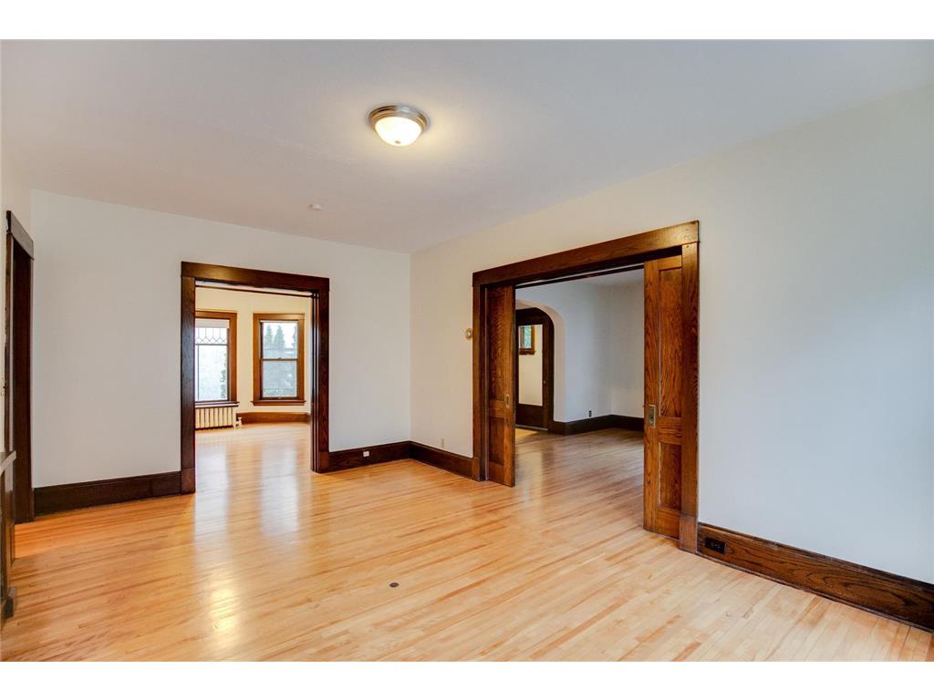 2433 W 22nd Street Minneapolis MN 55405 7057969 image16