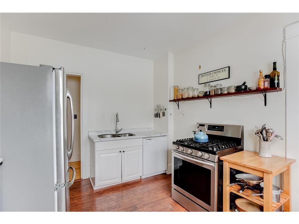 2433 W 22nd Street Minneapolis MN 55405 7057969 image21