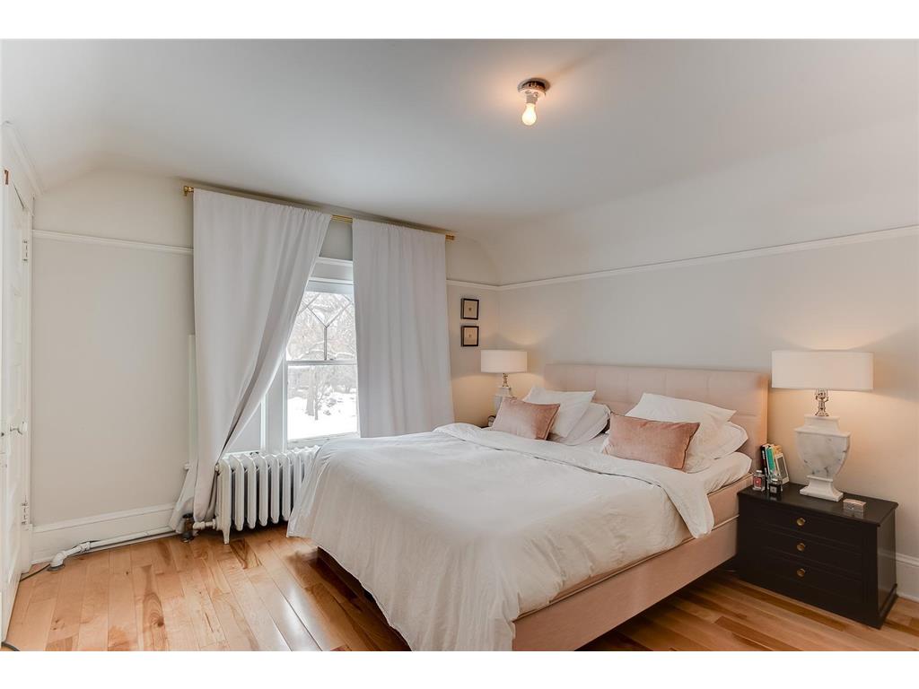 2433 W 22nd Street Minneapolis MN 55405 7057969 image27