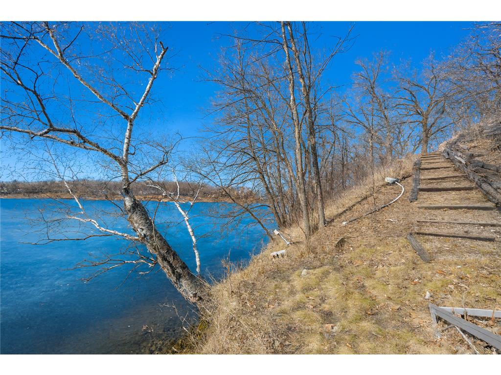 24331 County Highway 6 Detroit Lakes MN 56501 - Munson 7047661 image3