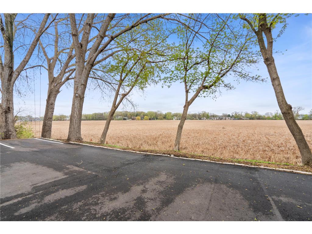 2434 Commerce Boulevard Mound MN 55364 - Lake Minnetonka 7064657 image3