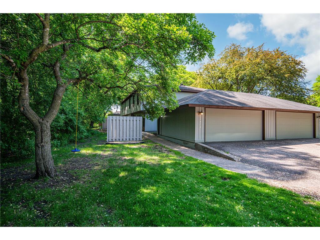 2434 Unity Avenue N Golden Valley MN 55422 6378128 image1