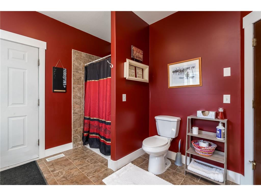 24352 474th Lane Elysian Twp MN 56028 - Swede's Bay 6775568 image35