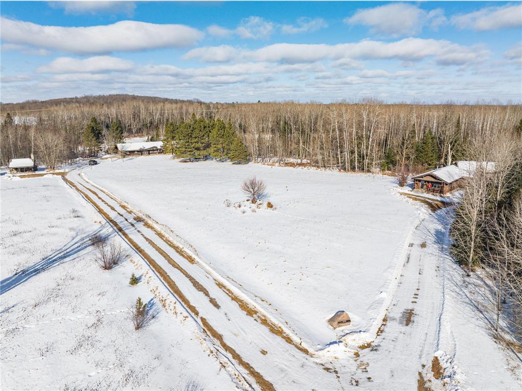 24359 North Road Bovey MN 55709 7021065 image1