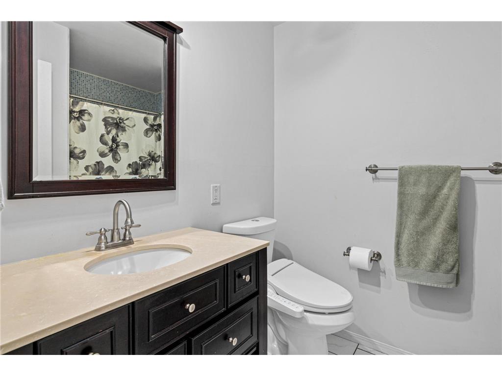 2436 Standridge Avenue Maplewood MN 55109 7101235 image12