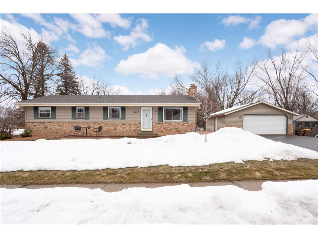 2437 Cedar Avenue White Bear Lake MN 55110 6349244 image1