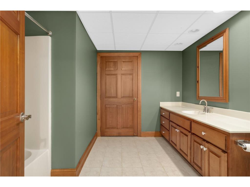 2437 Sunset Court Little Canada MN 55117 7047736 image54