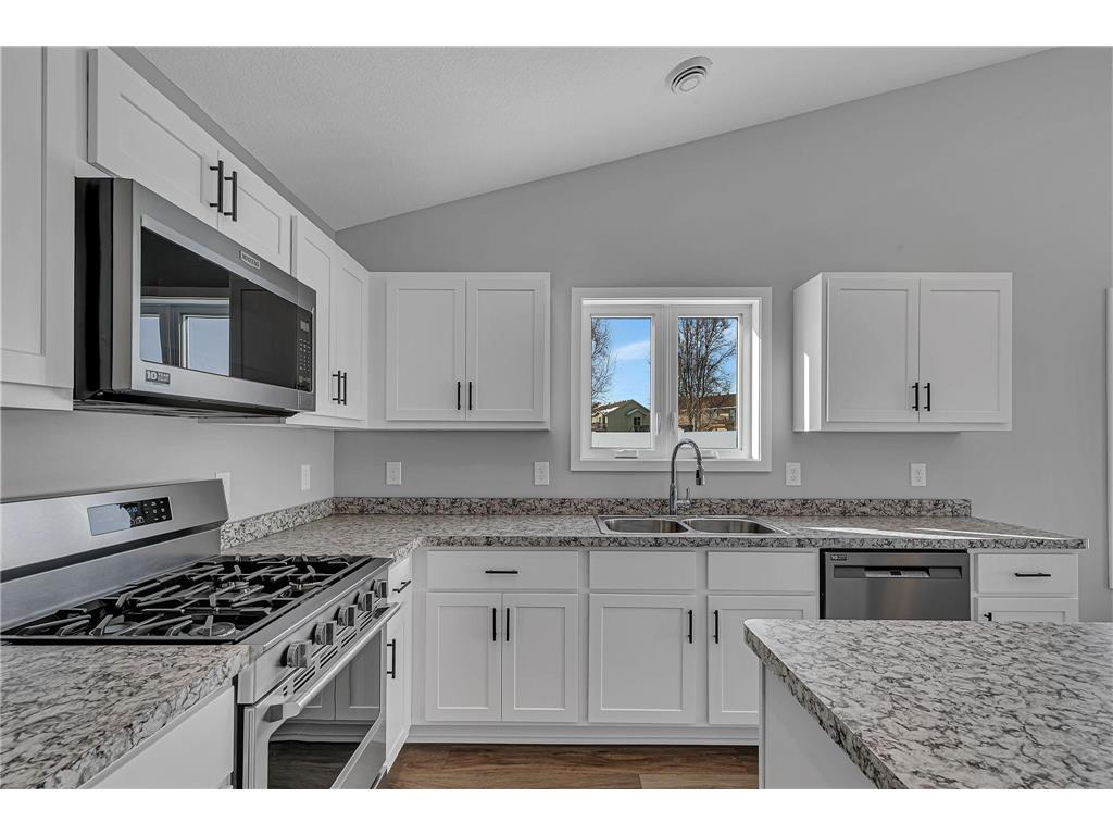 24377 18th Avenue Saint Augusta MN 56301 7016655 image5