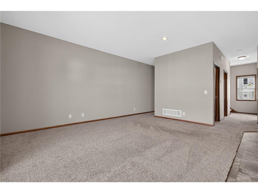 2438 Foxglove Circle Hudson WI 54016 7096105 image7
