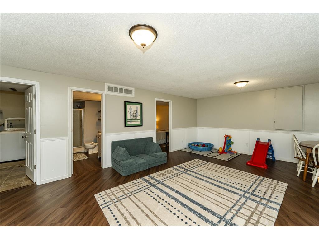 2439 60th Street NW Rochester MN 55901 7042872 image19