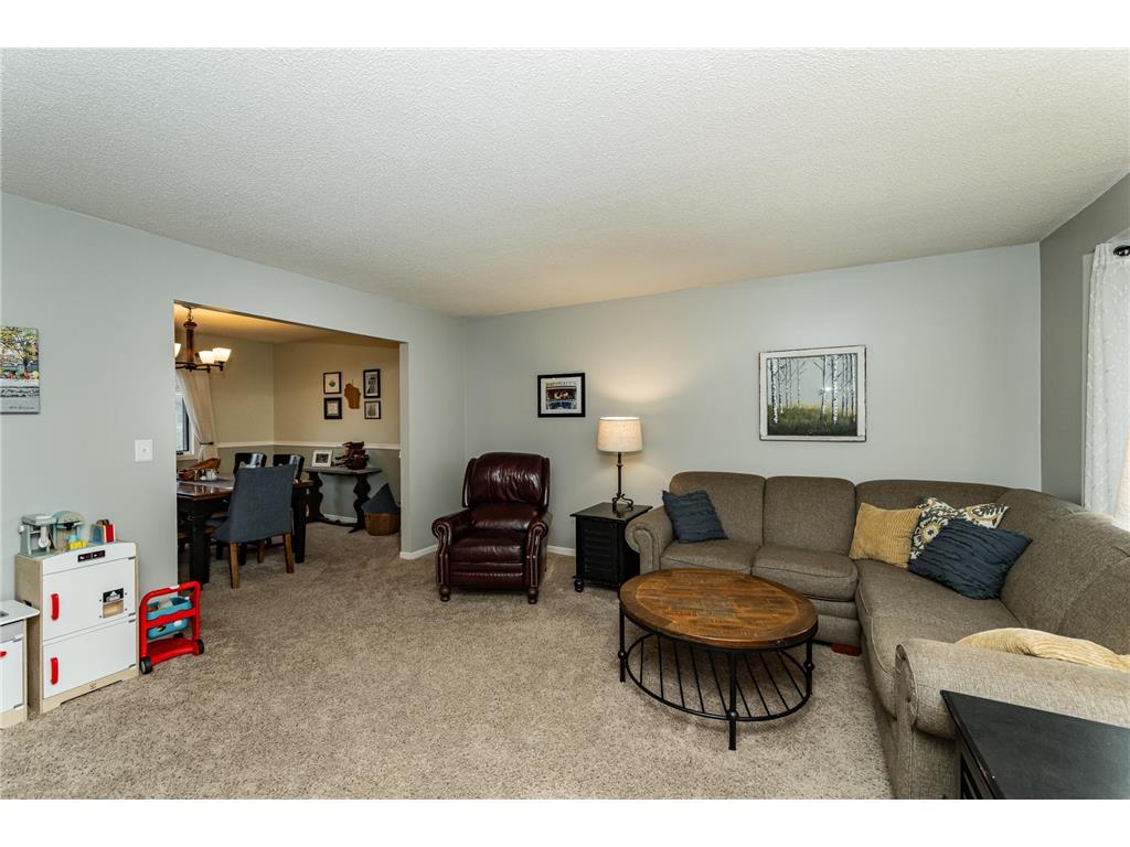2439 60th Street NW Rochester MN 55901 7042872 image4