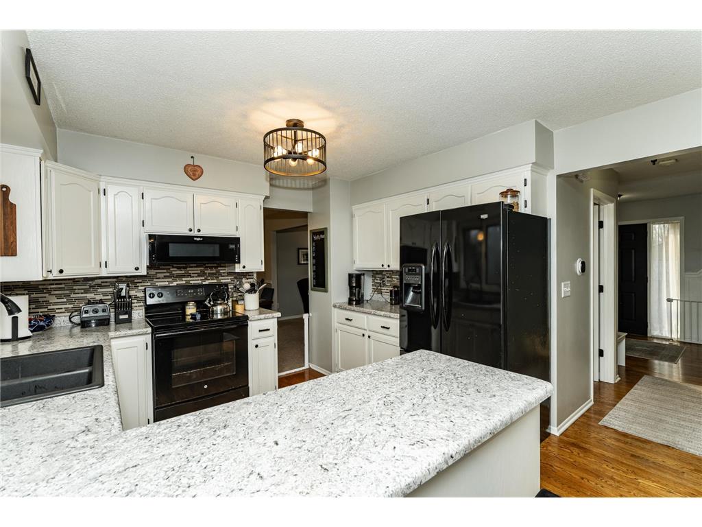 2439 60th Street NW Rochester MN 55901 7042872 image7